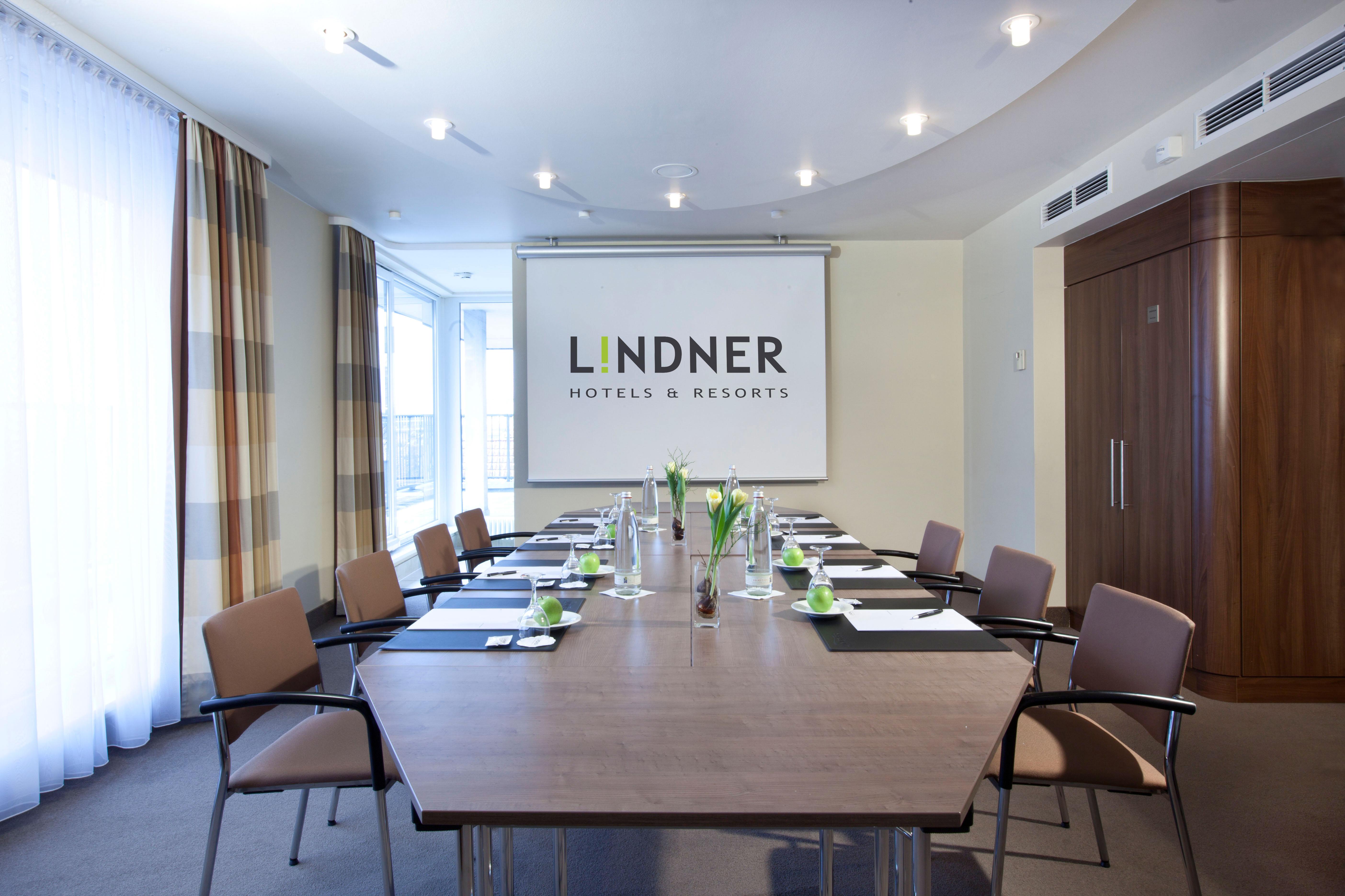 Lindner Hotel Hamburg Am Michel, Part Of Jdv By Hyatt Exterior photo